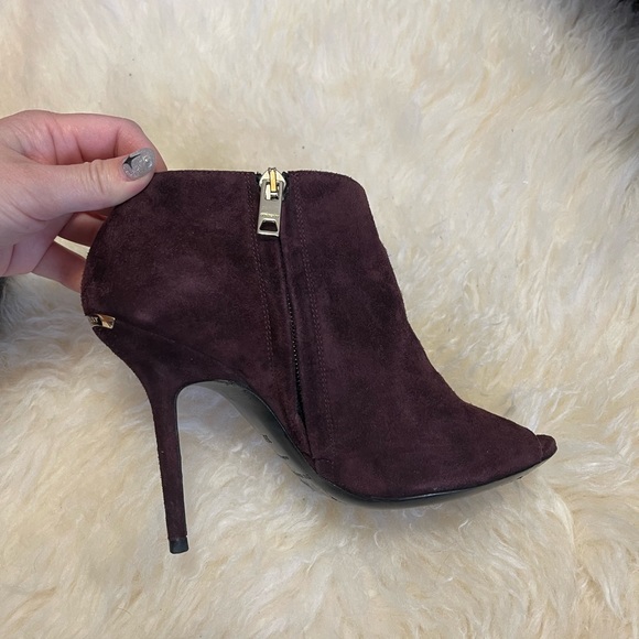 Burberry open toe suede booties - Picture 10 of 15